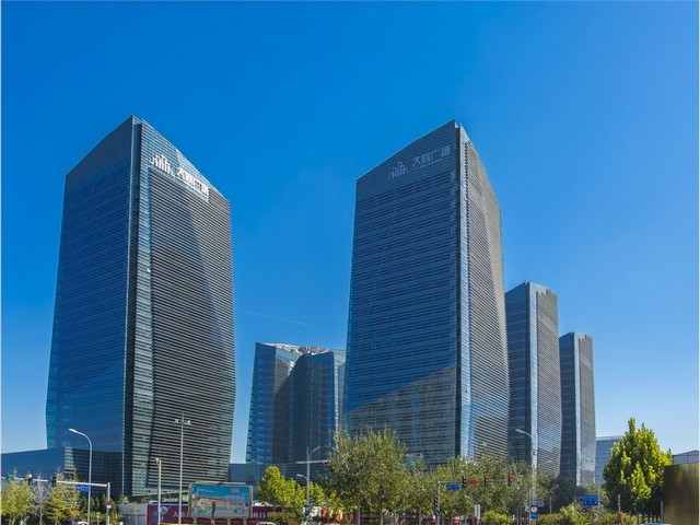 内蒙古日立履带吊配件